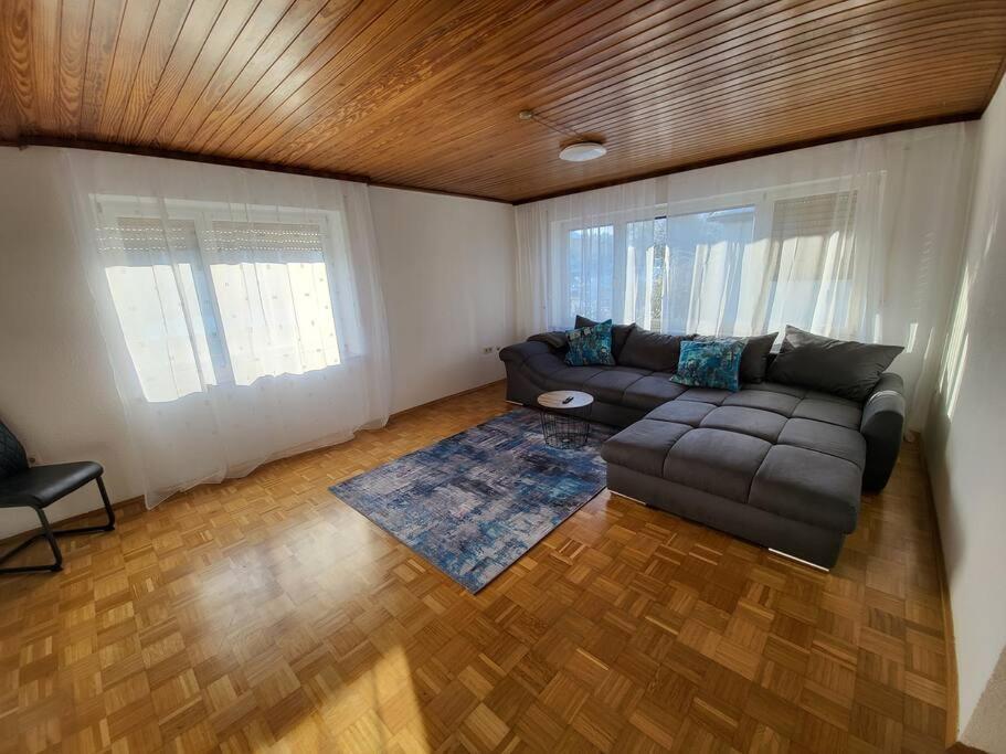 Zentrale, Helle Ferienwohnung Crailsheim Buitenkant foto